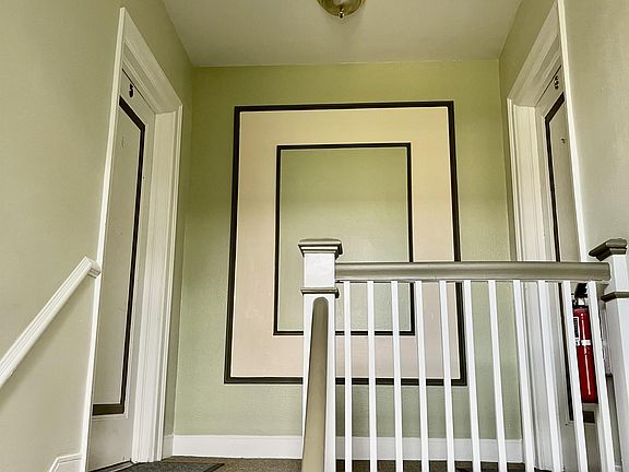 4th image of 742 Washington Park #1-B6