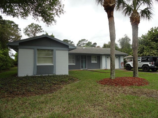 1st image of 680 Bahia Dr