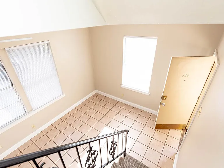 3506 Enfield Rd #106 — Photo 14