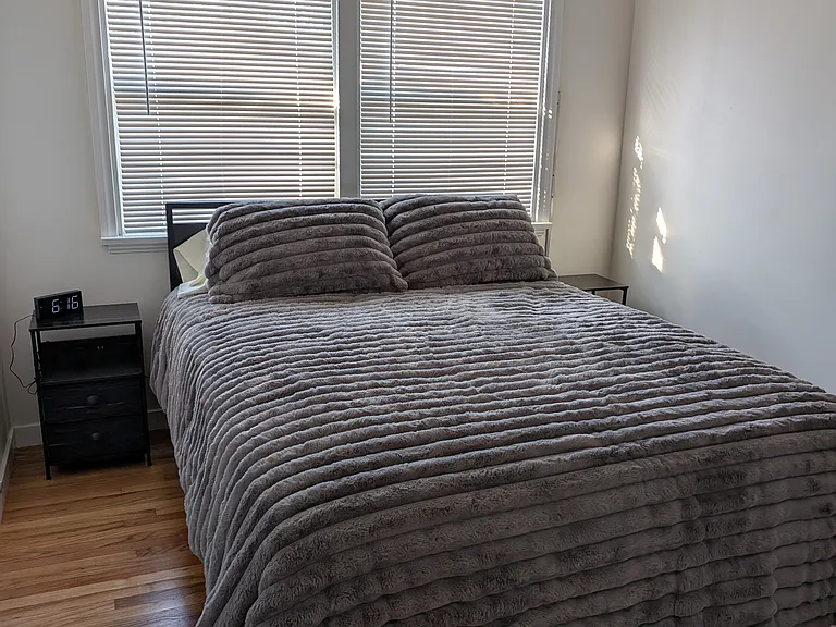 Bedroom 3 - Queen-sized bed