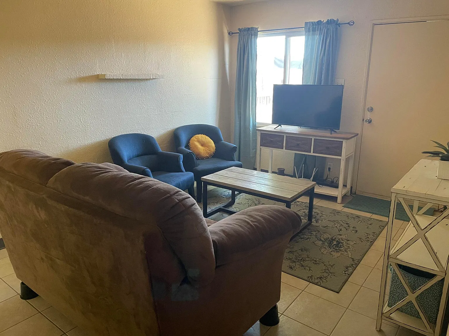 1 bed, $1,100 — Photo 2