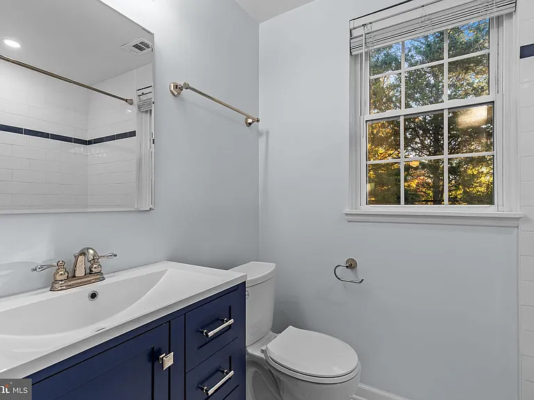 3441 S Stafford St #B2 — Photo 14