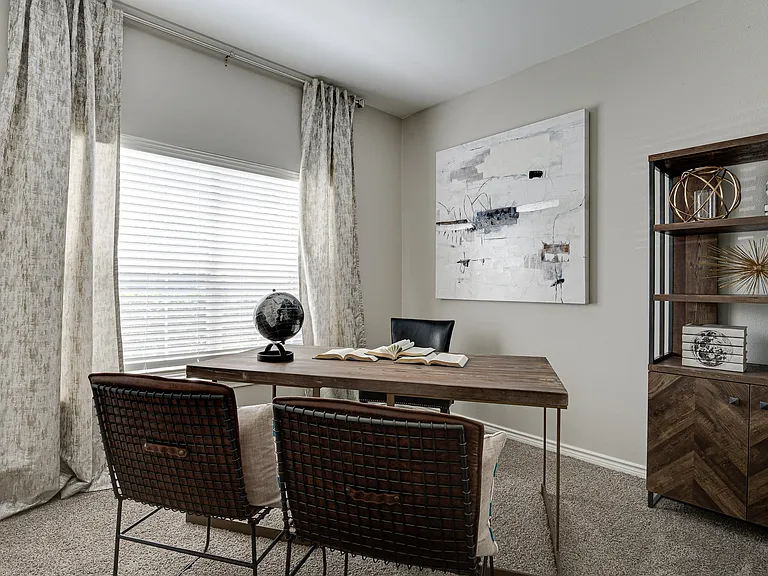 Highland Luxury Living — Photo 11
