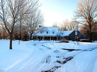 7525 Water Fall Trl, Chagrin Falls, OH 44022