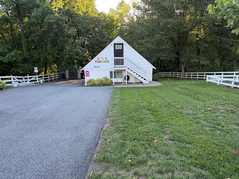 10120 Falls Rd — Photo 15