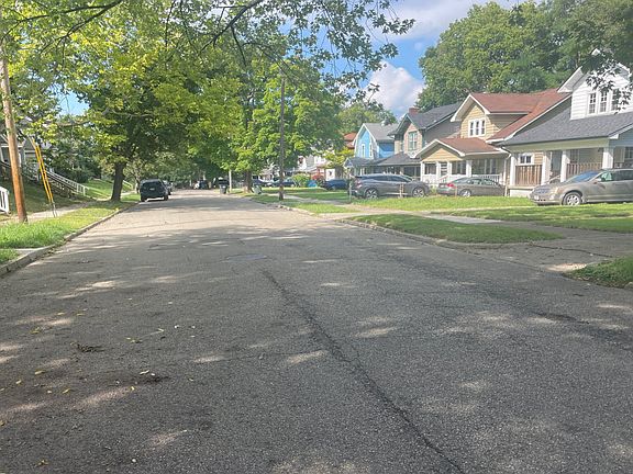 5th image of 316 Cherry Dr