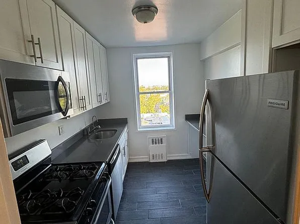 150-15 79th Ave APT 4L, Flushing, NY 11367