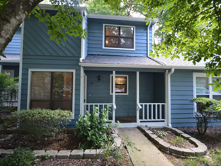 616 Applecross Dr — Photo 1