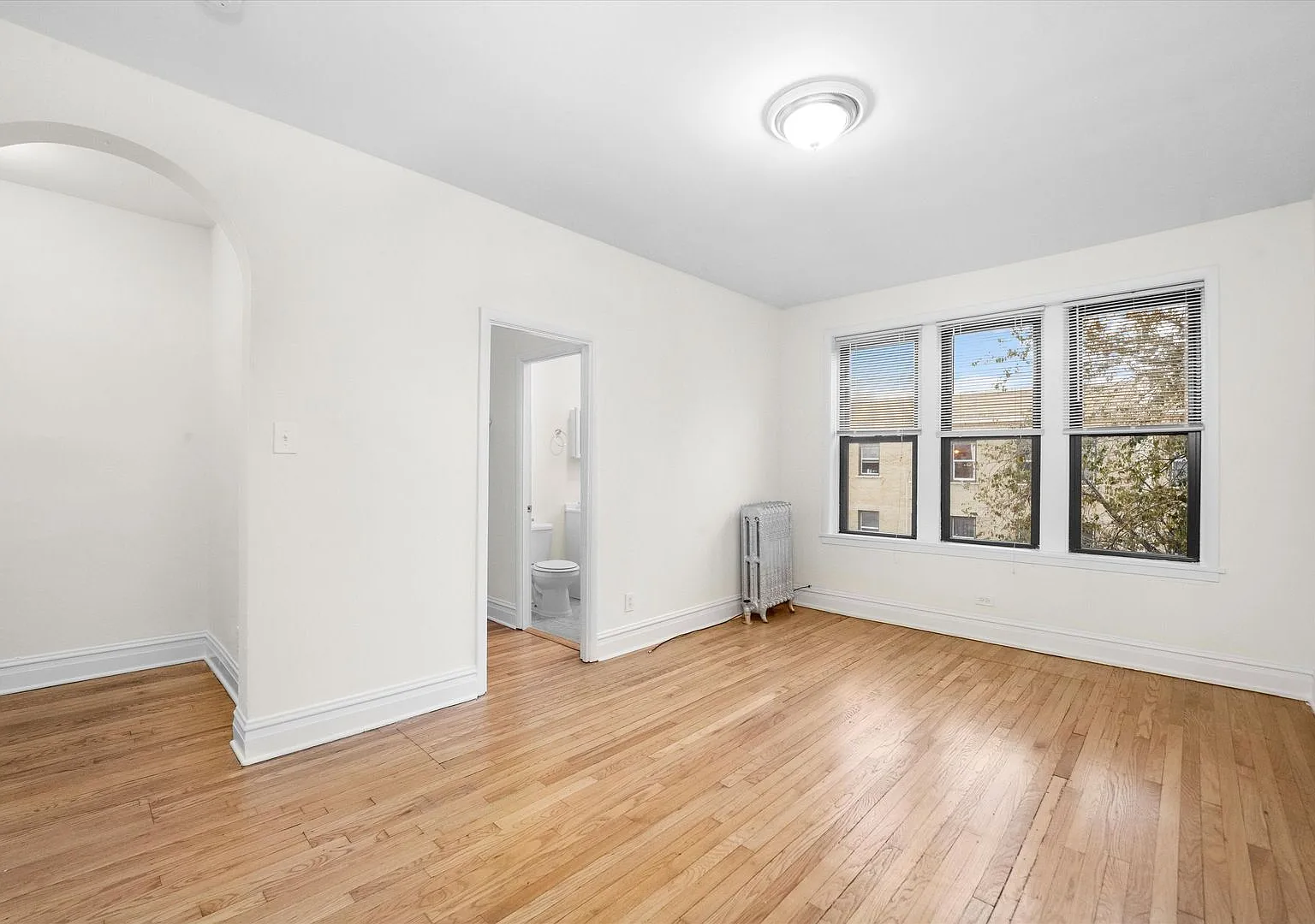 2715 NMA LLC — Photo 1