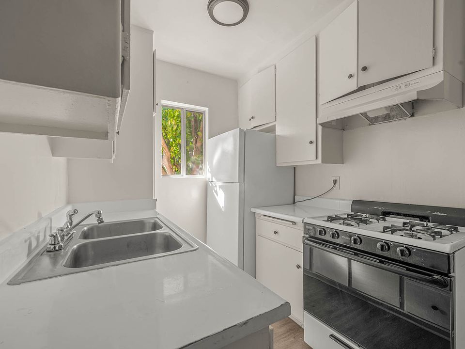 1st image of 19035 Sherman Way #9e38412c9