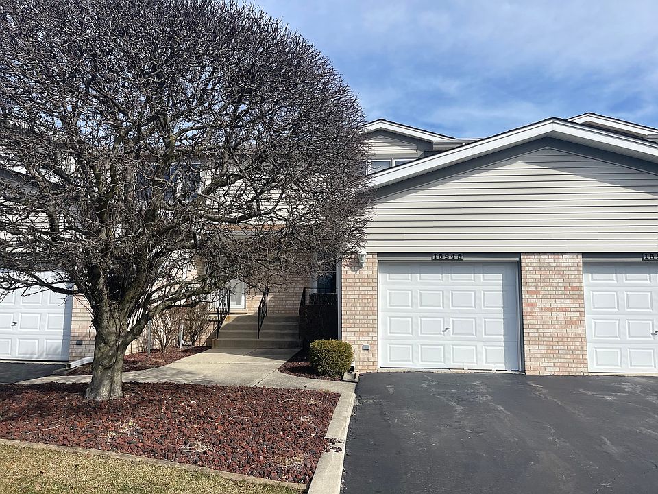 1st image of 15945 Ashford Ct