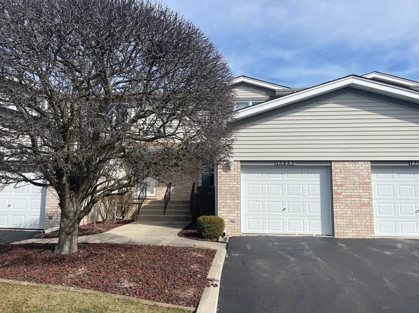 15945 Ashford Ct, Tinley Park, IL 60477