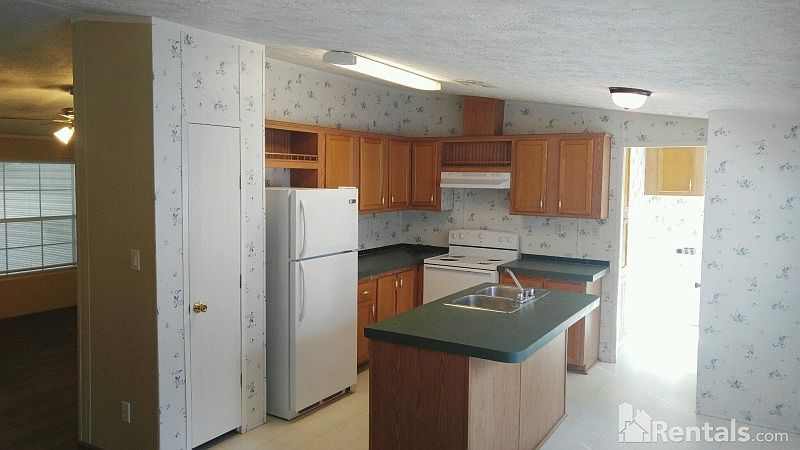 1st image of 163 Sabel Ln