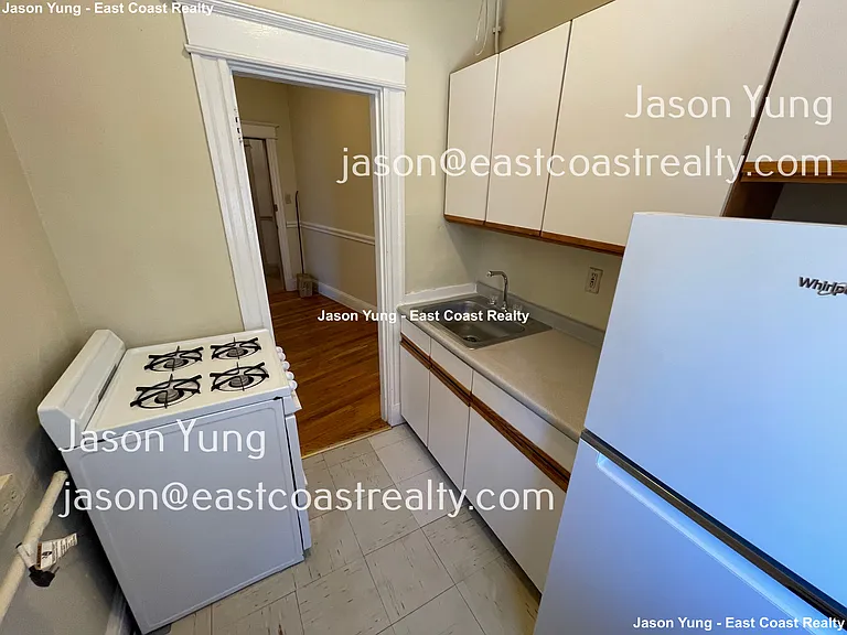 60 Woodstock Ave #20 — Photo 6