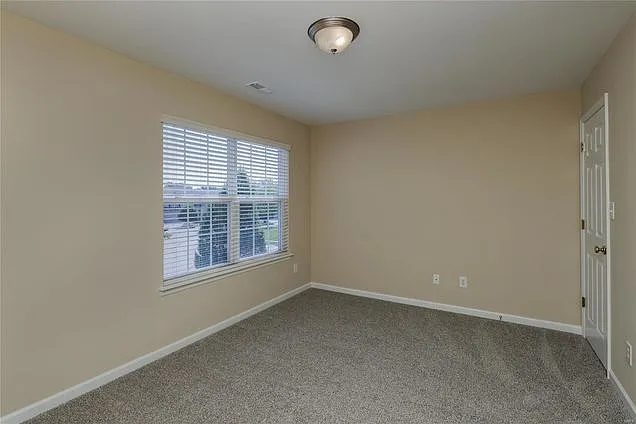 2115 Maple Glen Ct — Photo 10