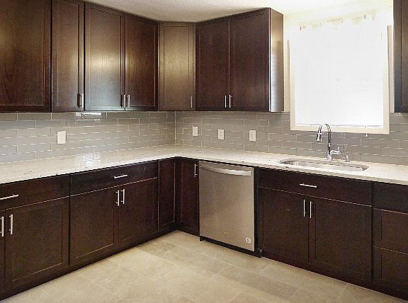 3rd image of 177 Brierwood Dr