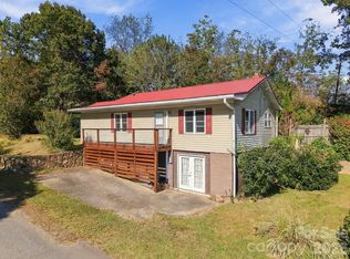 10 McCracken Rd, Canton, NC 28716