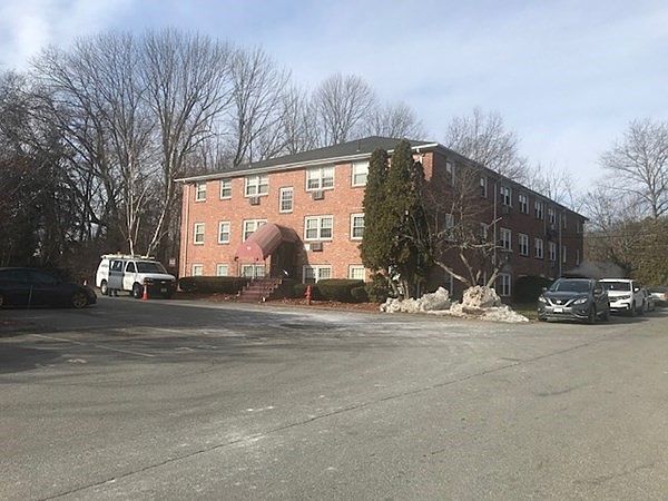 1st image of 50 Danbury Dr APT 23
