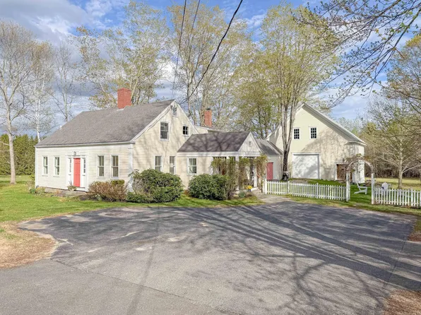 119 Memorial Highway, North Yarmouth, ME 04097