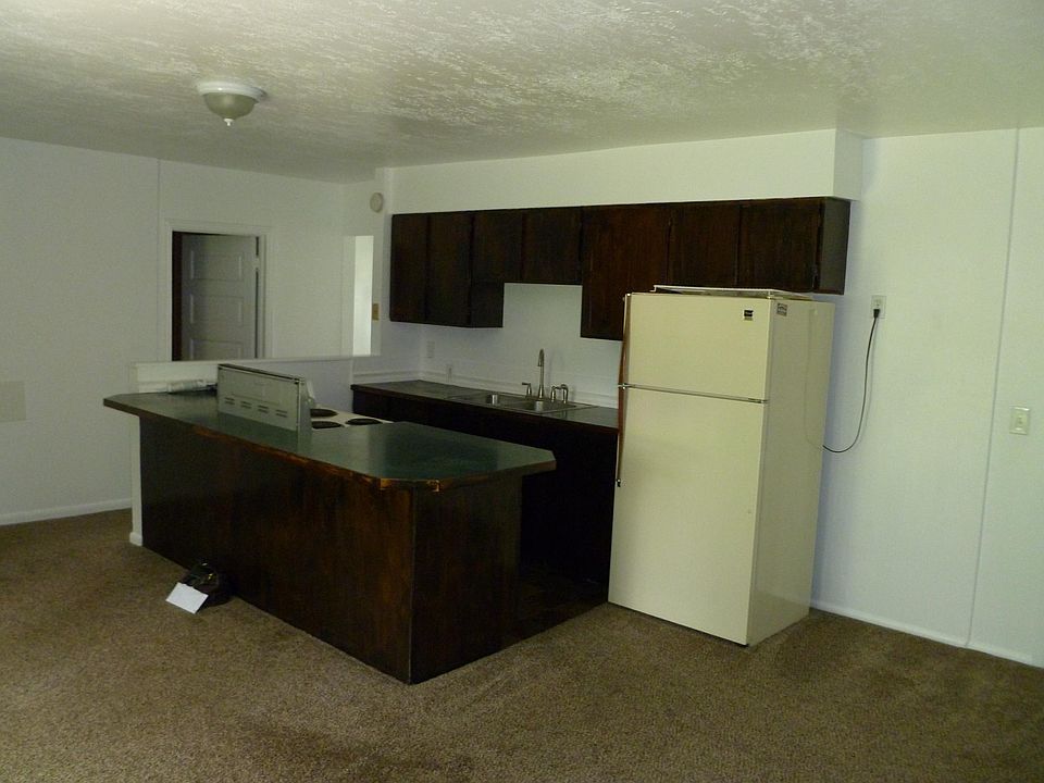 2nd image of 13482 S Redwood Rd