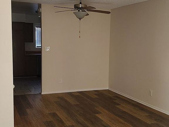 3rd image of 55 N Mar Vista Ave APT 12