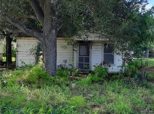 202 Templeton Ave, Combes, TX 78535