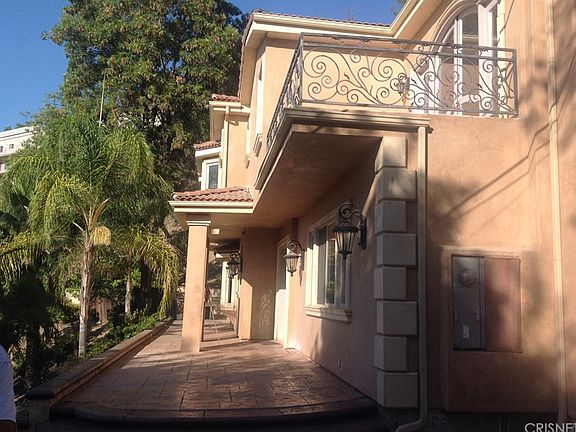 4th image of 21180 Lopez St