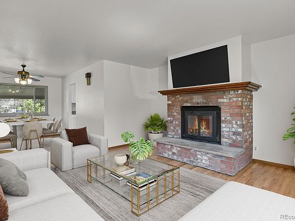3rd image of 319 Quay St