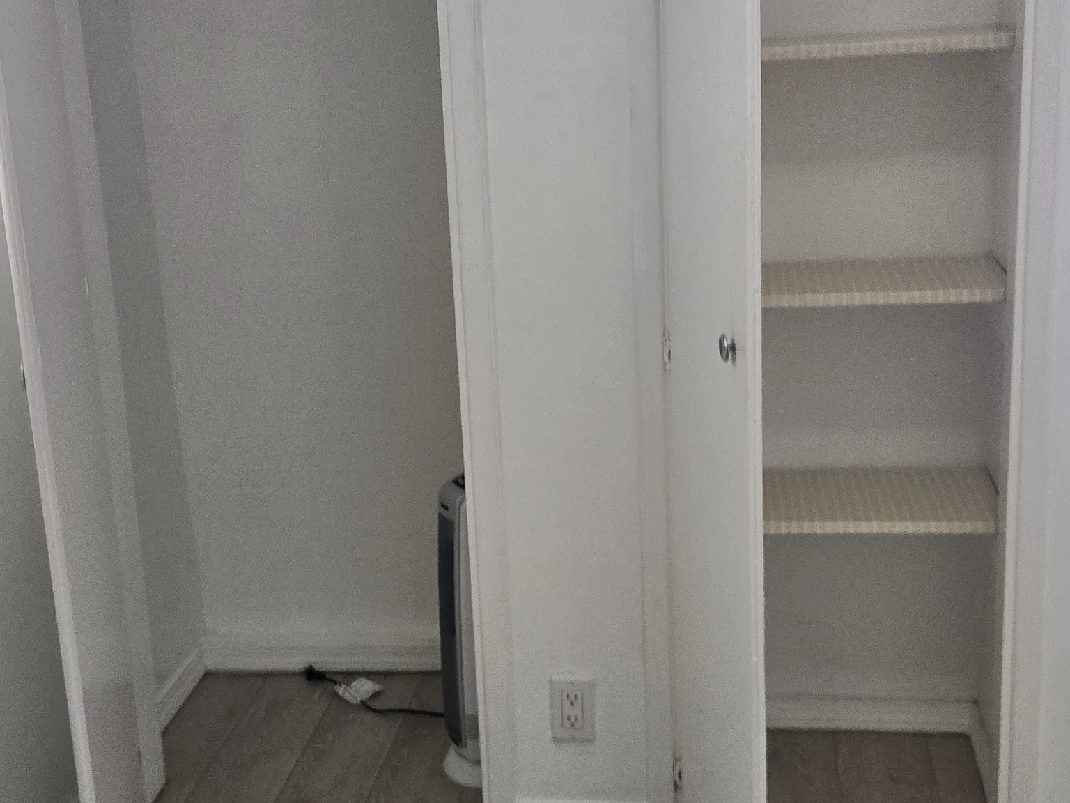 2139 S Lanoitan Ave — Photo 4