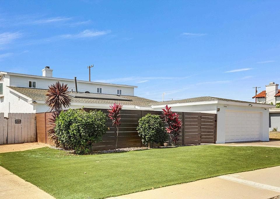 1st image of 819 Iris Ave