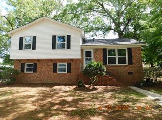 3405 Plaza Ln, North Charleston, SC 29420