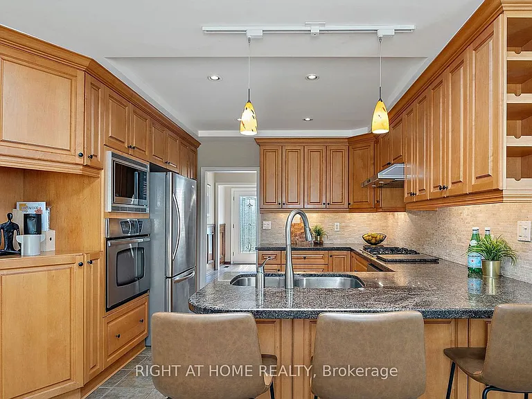 40 Catalina Dr — Photo 39