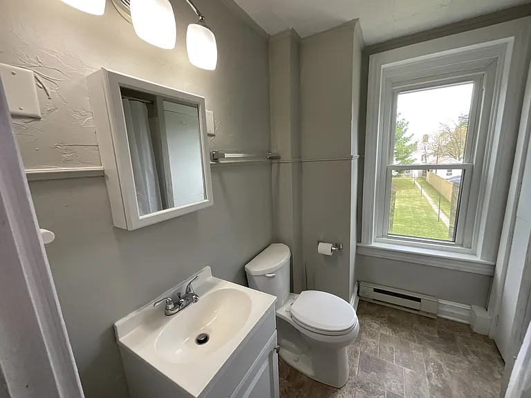 124 York St #2 — Photo 5