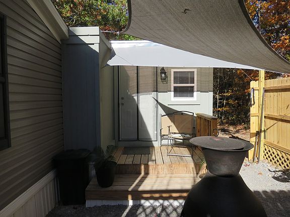 5th image of 1044 Maynard Dr