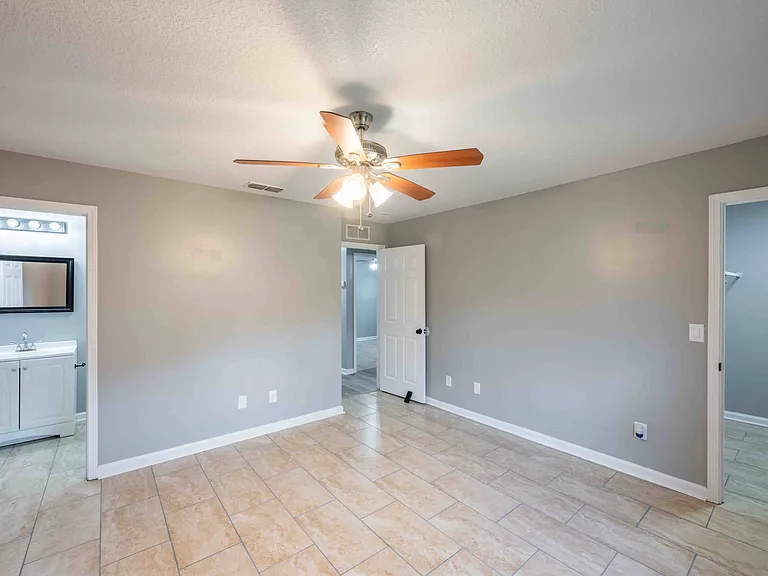 8205 Berry Ave — Photo 12