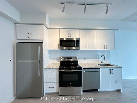 4th image of 4010 Eglinton Ave W #1207