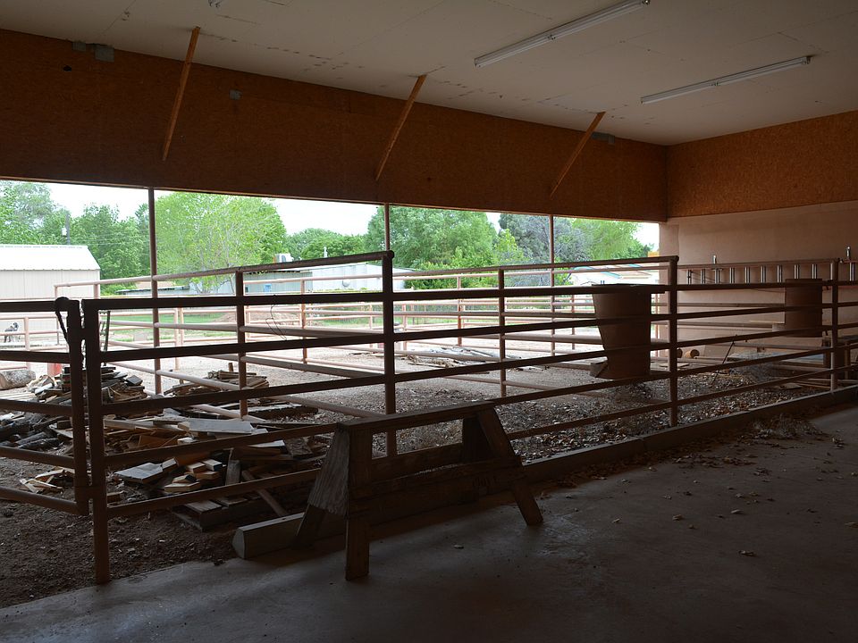 1st image of 520 Paseo Del Bosque NW