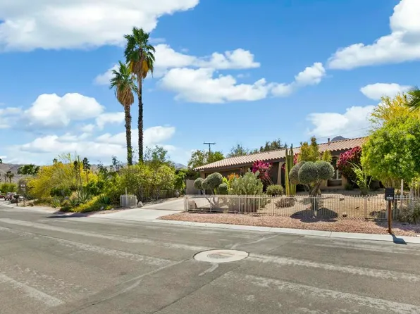 37369 Bankside Dr, Cathedral City, CA 92234