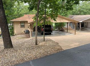 33320 Martin Rd, Sunrise Beach, MO 65079