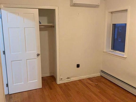 2nd image of 15028 23rd Ave Floor 2