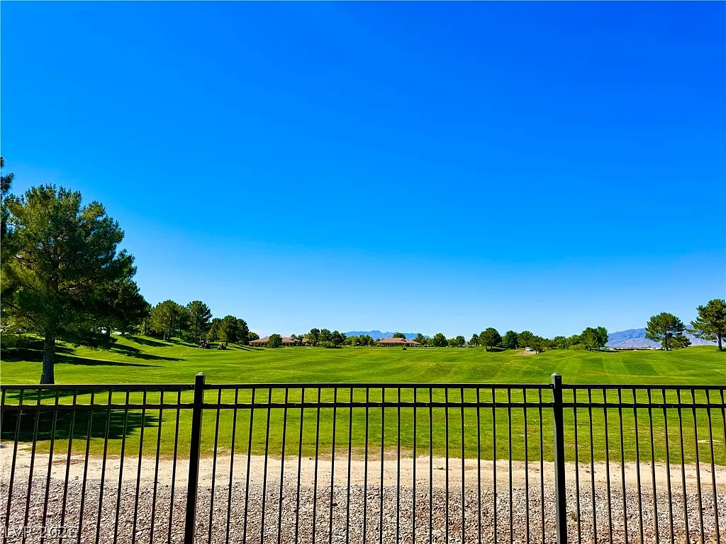2 bed, 2.0 bath, 1644 sqft, $2,000 — Photo 4