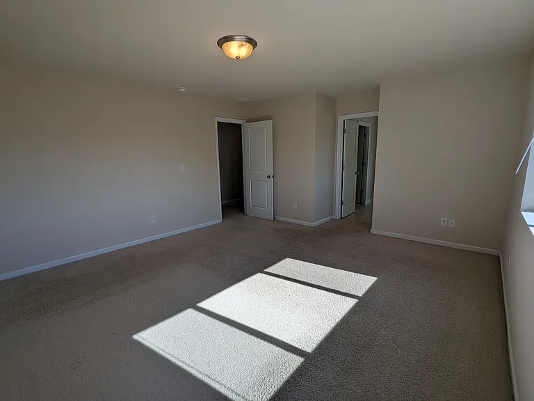 11810 NE 128th Pl — Photo 10