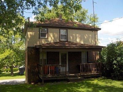 2nd image of 324 Washington Ave