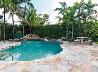 7621 SW 54th Ave, Coral Gables, FL 33143