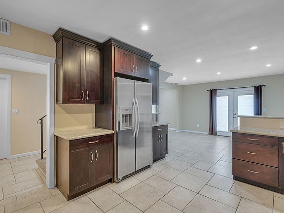 4th image of 11447 Brainard Ave