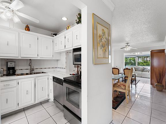 2nd image of 125 Lake Barbara Drive