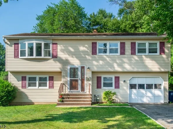 29 King St, Clark Twp., NJ 07066