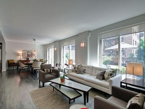 5th image of 1301 N Dearborn Pkwy #308
