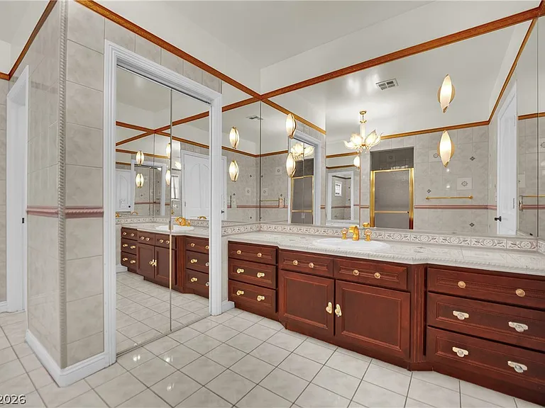 1250 Shadow Ln — Photo 22