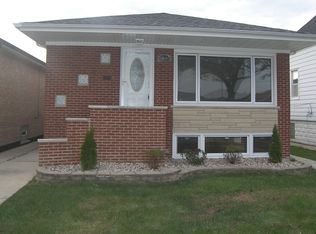 5840 S Massasoit Ave, Chicago, IL 60638
